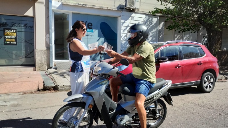 Se realiz� un �semaforazo� contra la reforma laboral de Milei